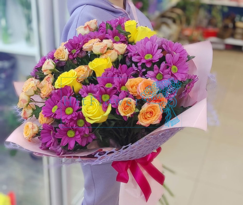 Букет цветов Притяжение Букет цветов из: Хризантемы и Розы